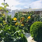 Fari Golem (Tirana)