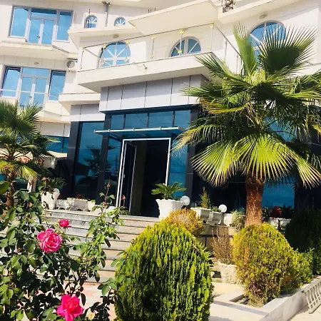 Fari Hotel Golem (Tirana)