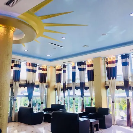 Fari 酒店 格勒姆