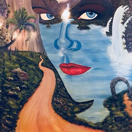 Fari Hotel Golem (Tirana)