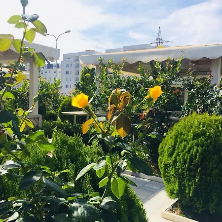 Fari Golem (Tirana)