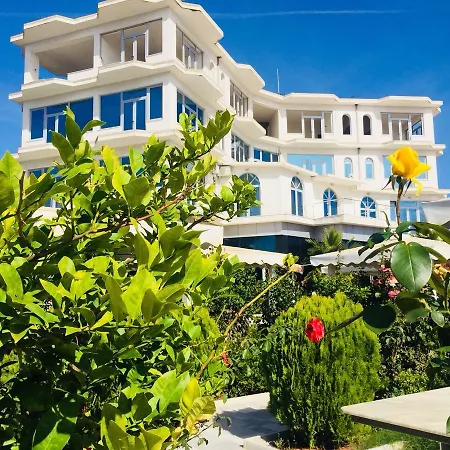 Fari Hotel